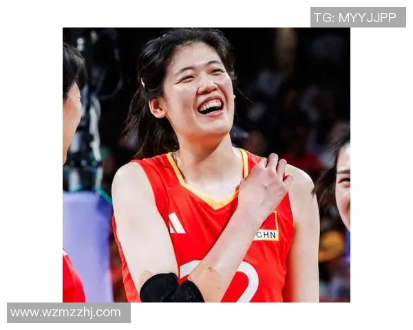 八一女排与天津女排激战正酣谁能在赛场上夺得胜利荣耀